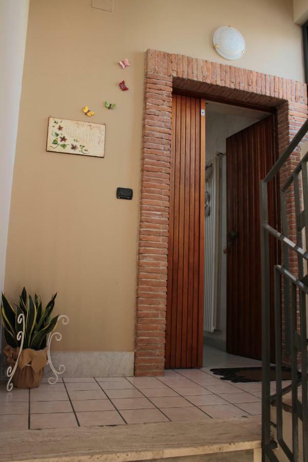 Tommy'S Apartment Pompei Exteriér fotografie